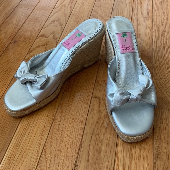 Women’s Silver Lilly Pulitzer Espadrilles Sz 8 1/2 - Picture 2 of 16